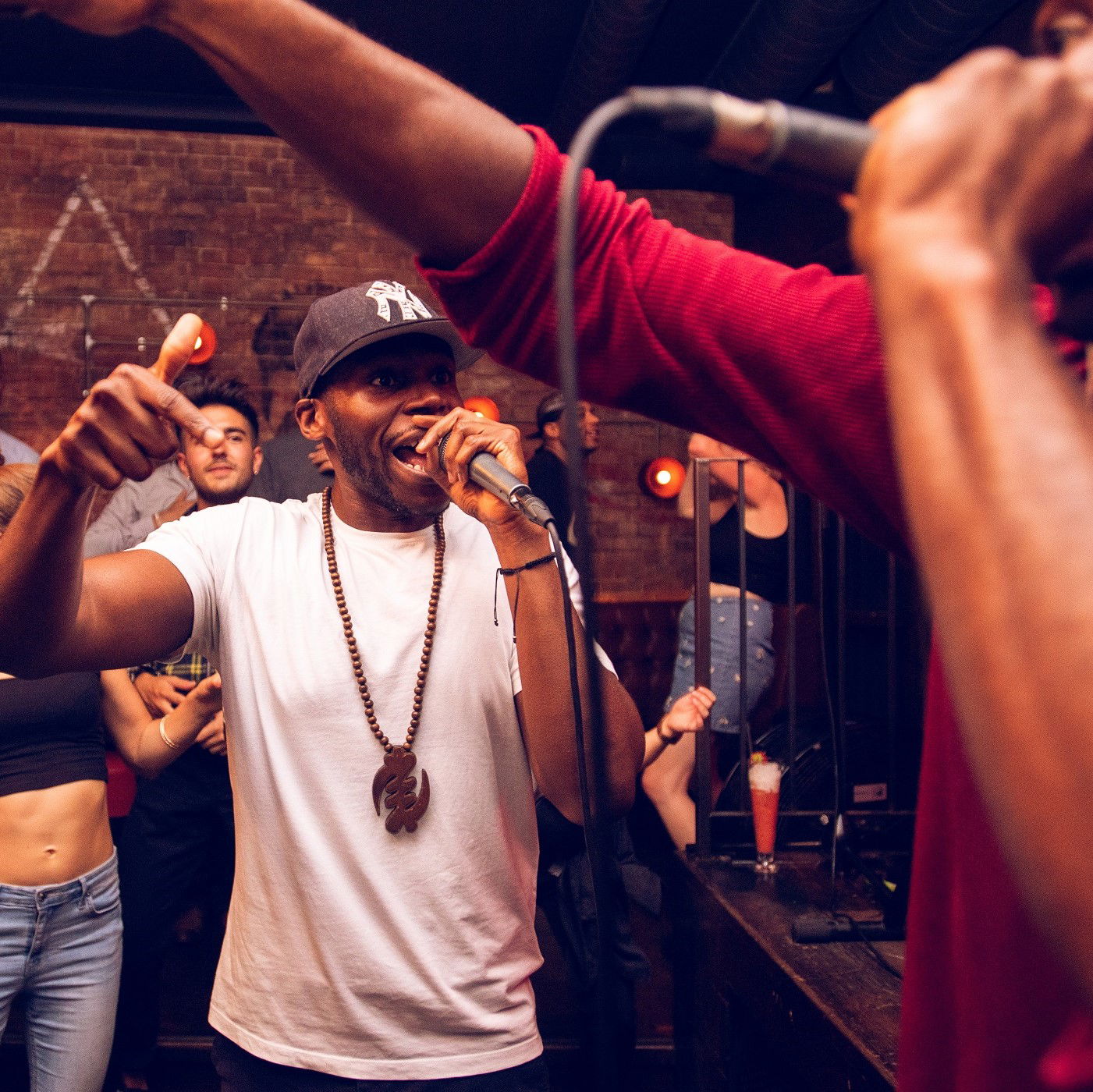hip hop house band